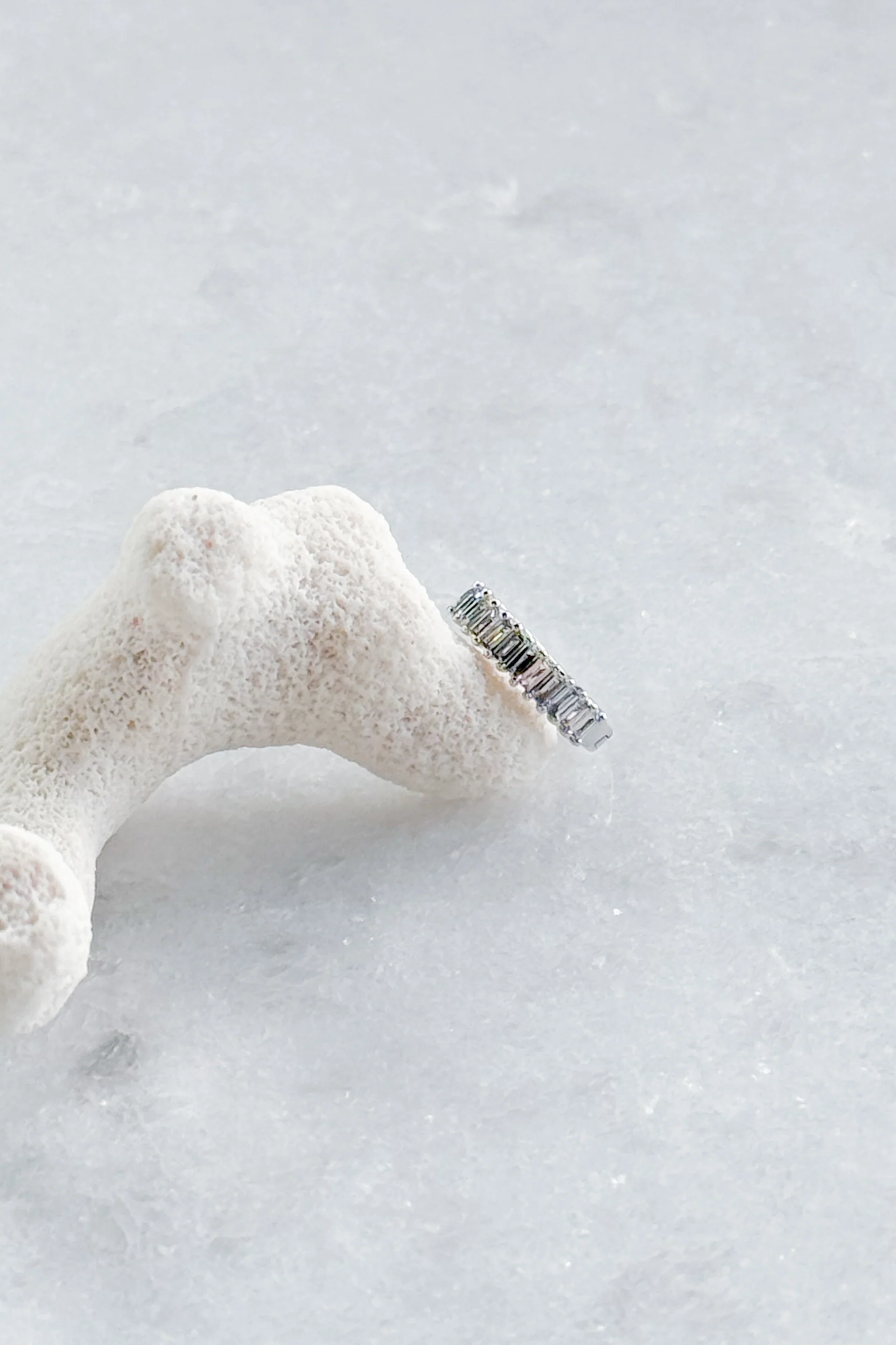 Baguette Diamond U Huggie Hoop Earring - Image 7