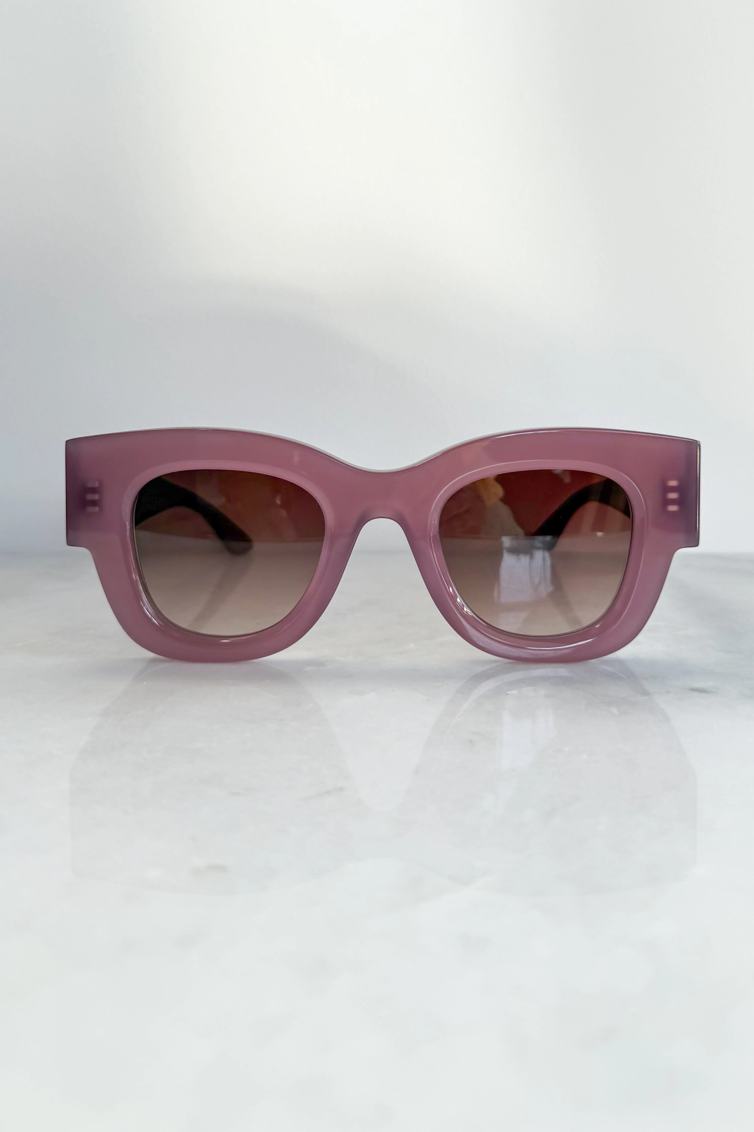 Confessy Milky Lilac Sunglasses