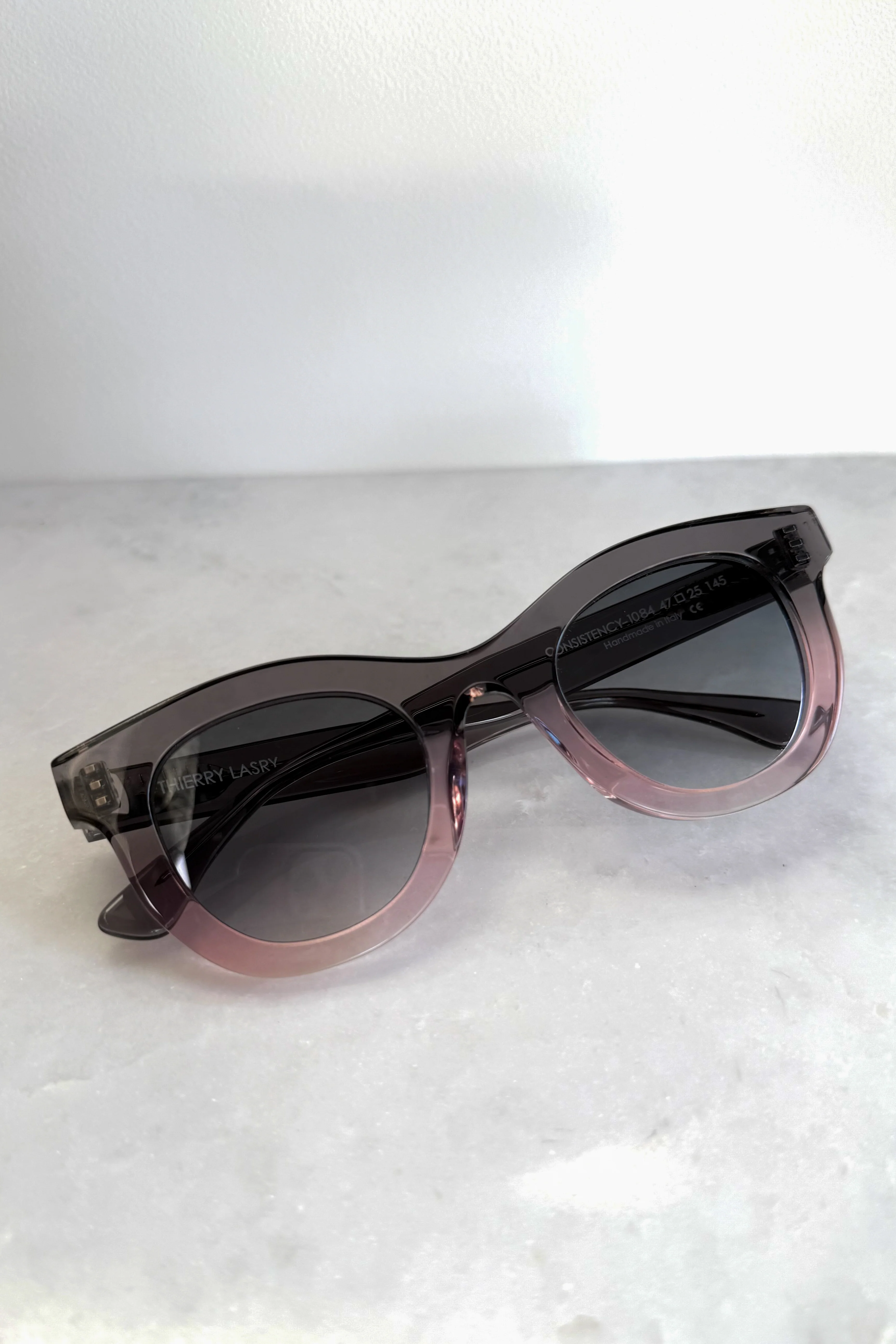 Consistency Gradient Grey Sunglasses - Image 3