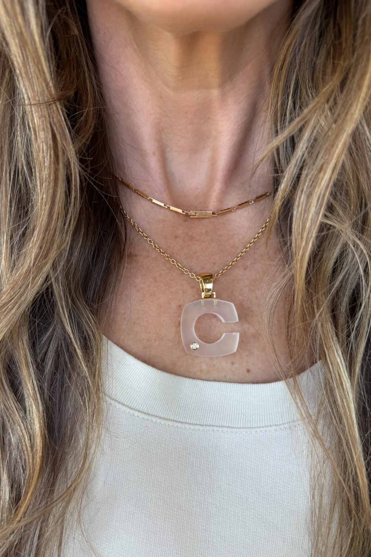 Crystal Splendente "C" Initial Pendant - Image 5