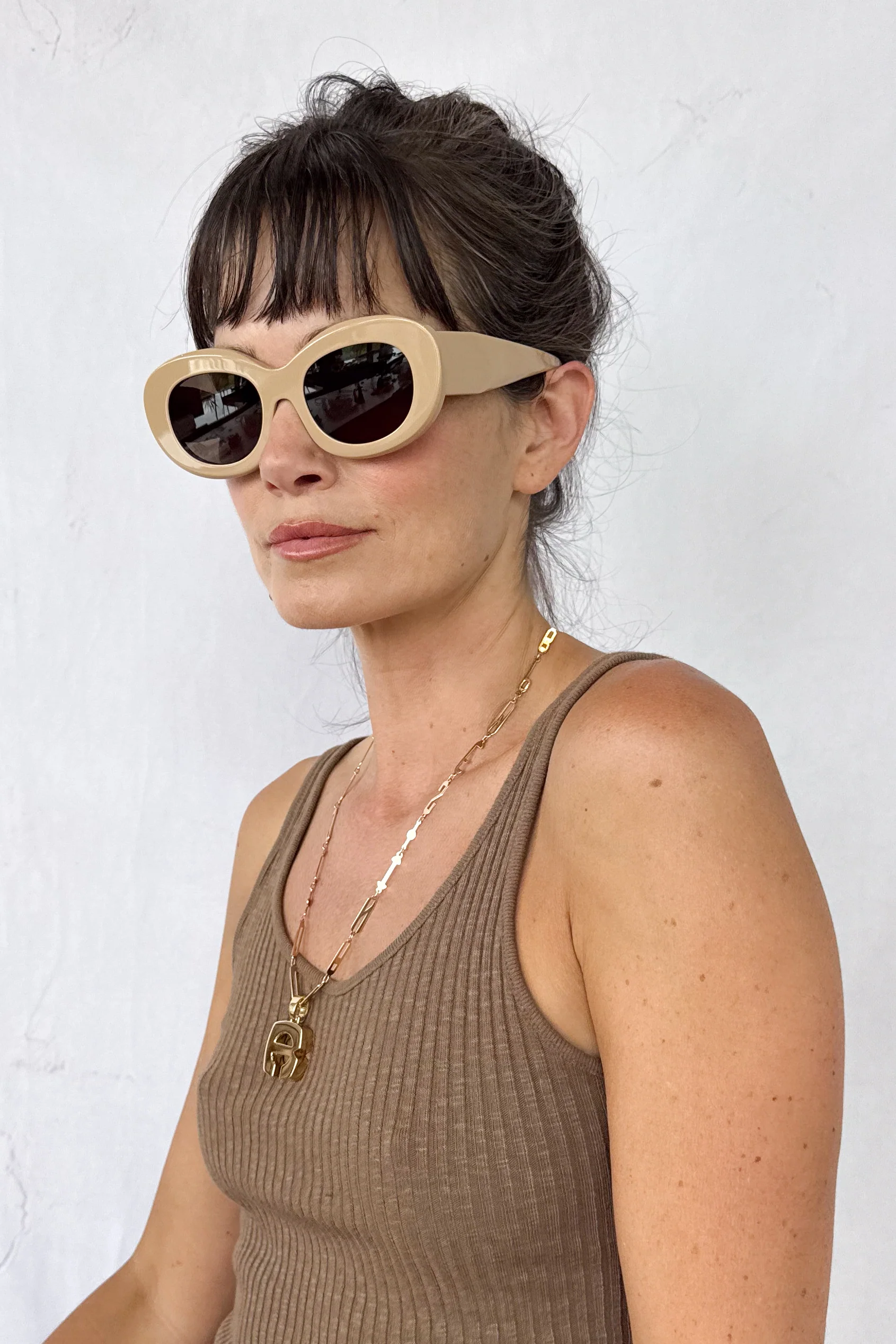 Envy Beige Sunglasses - Image 10