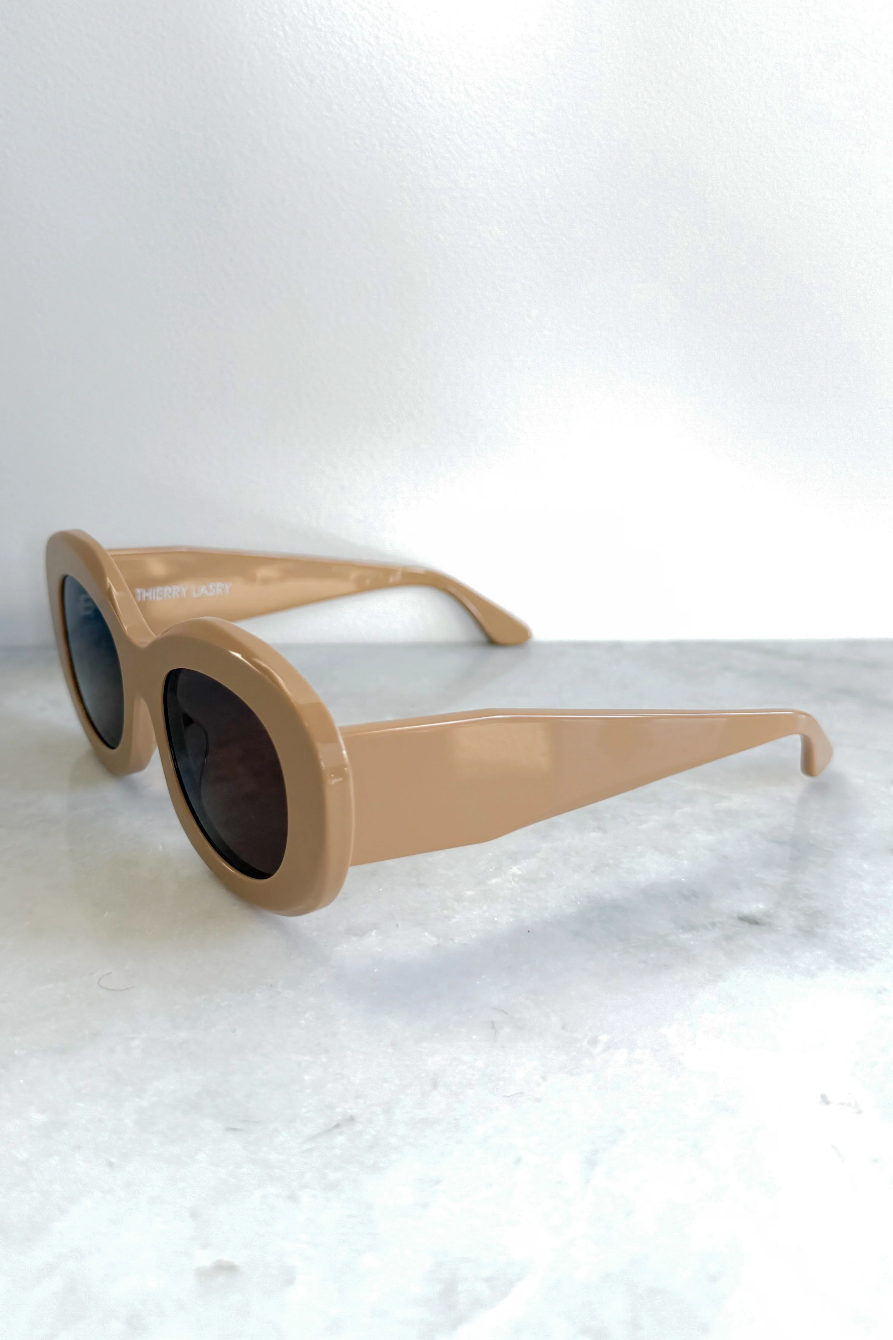 Envy Beige Sunglasses - Image 11