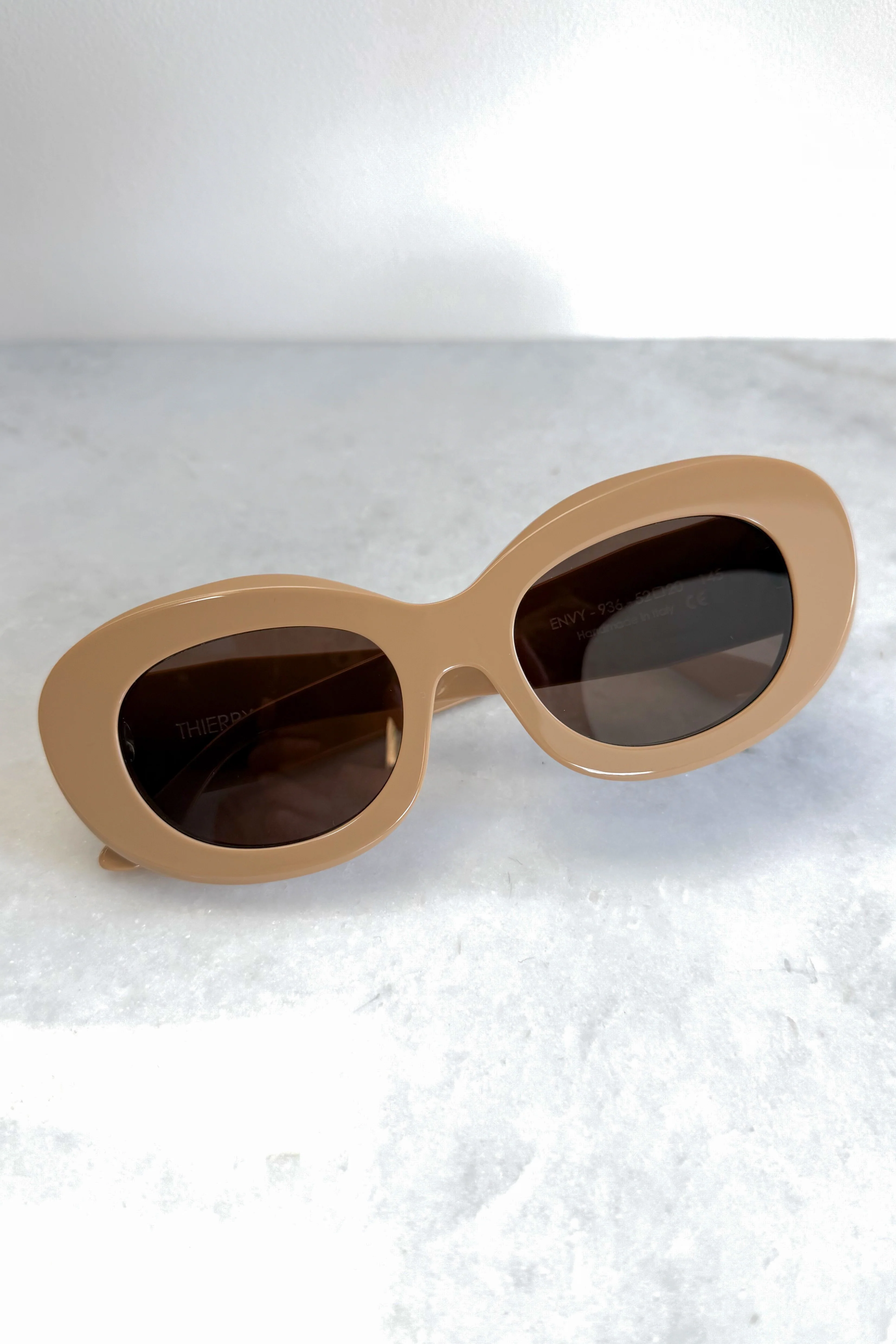 Envy Beige Sunglasses - Image 3