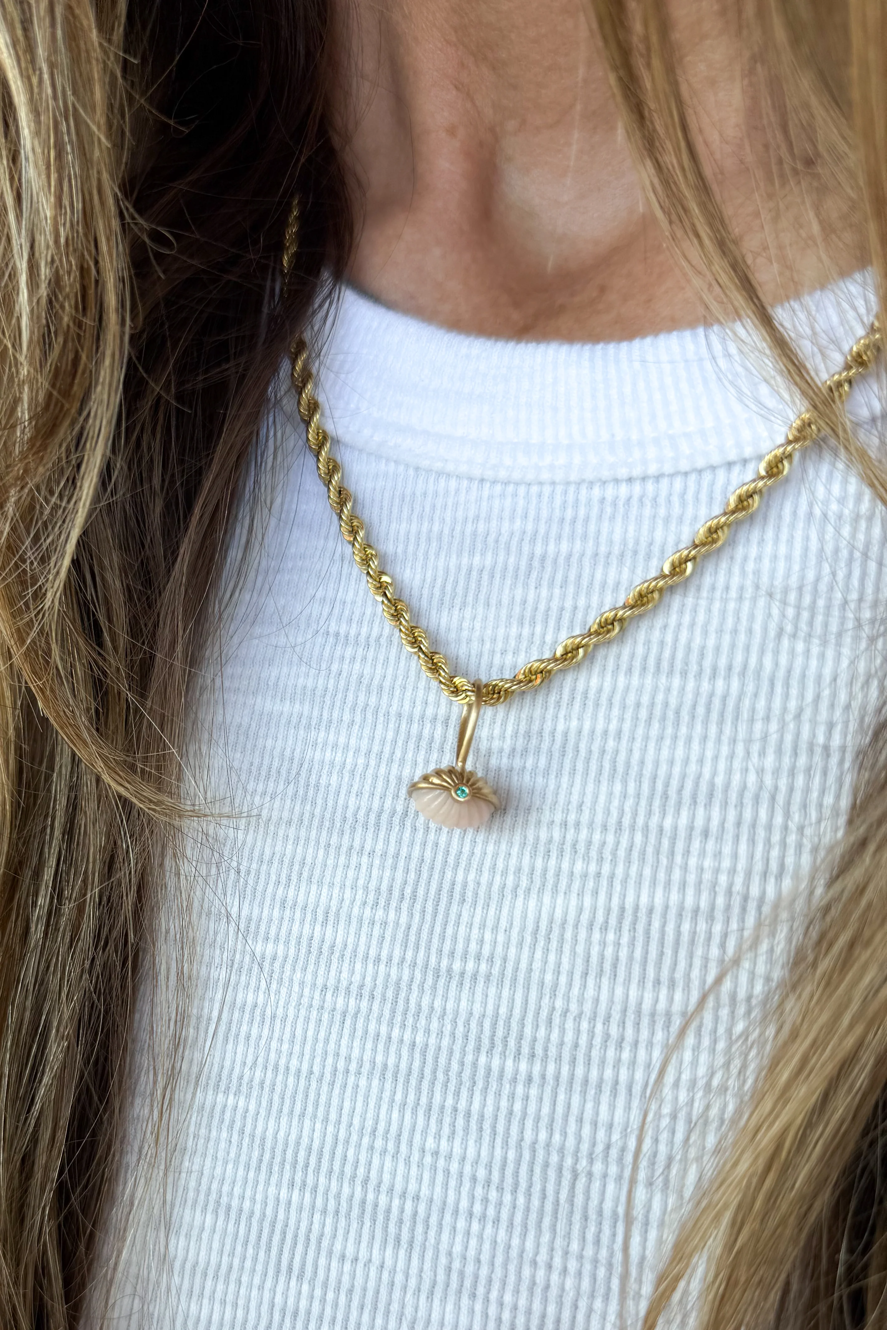 Scallop Emerald Coral Charm - Image 4