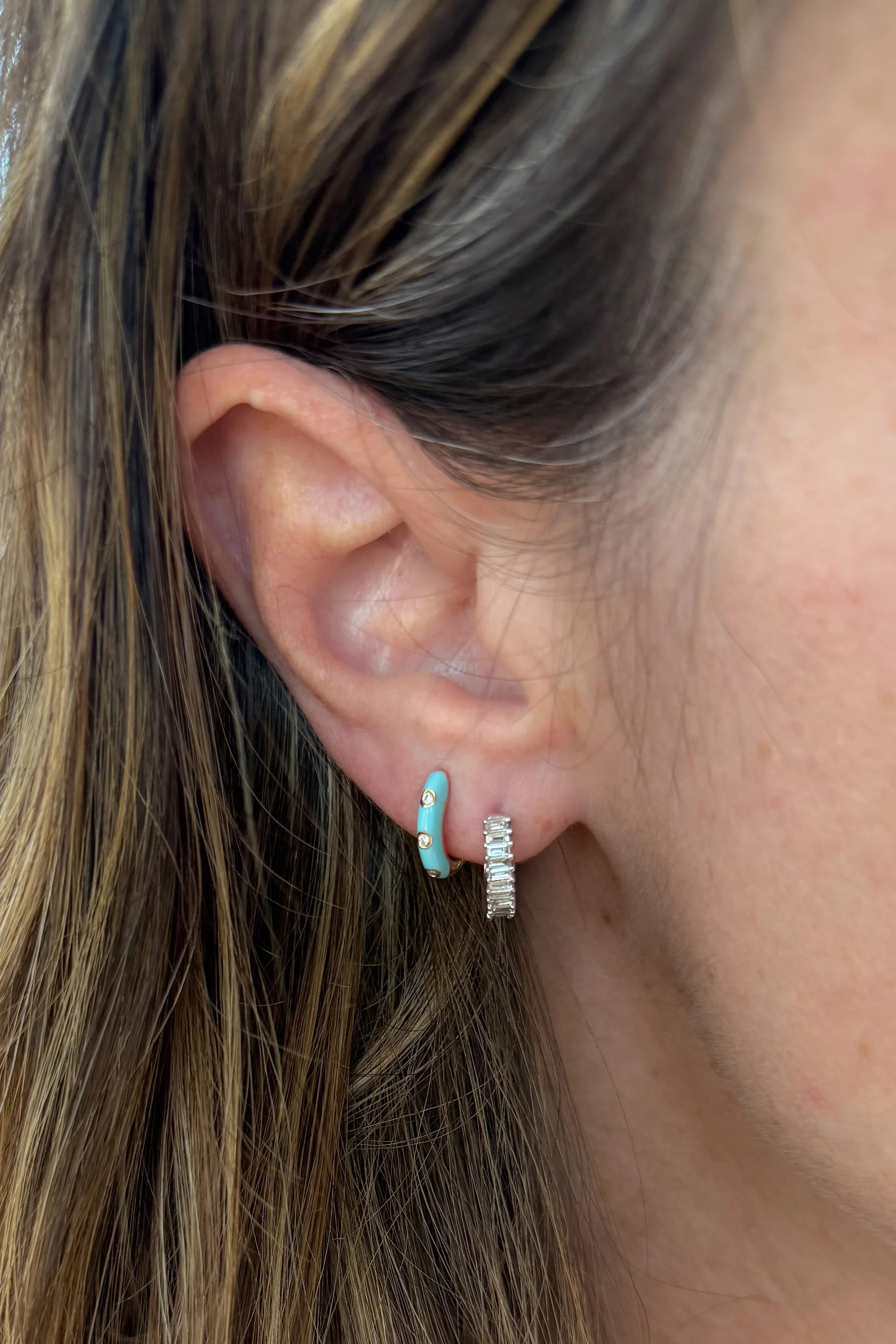 Triple Diamond & Turquoise Enamel Huggie Hoop Earring - Image 6