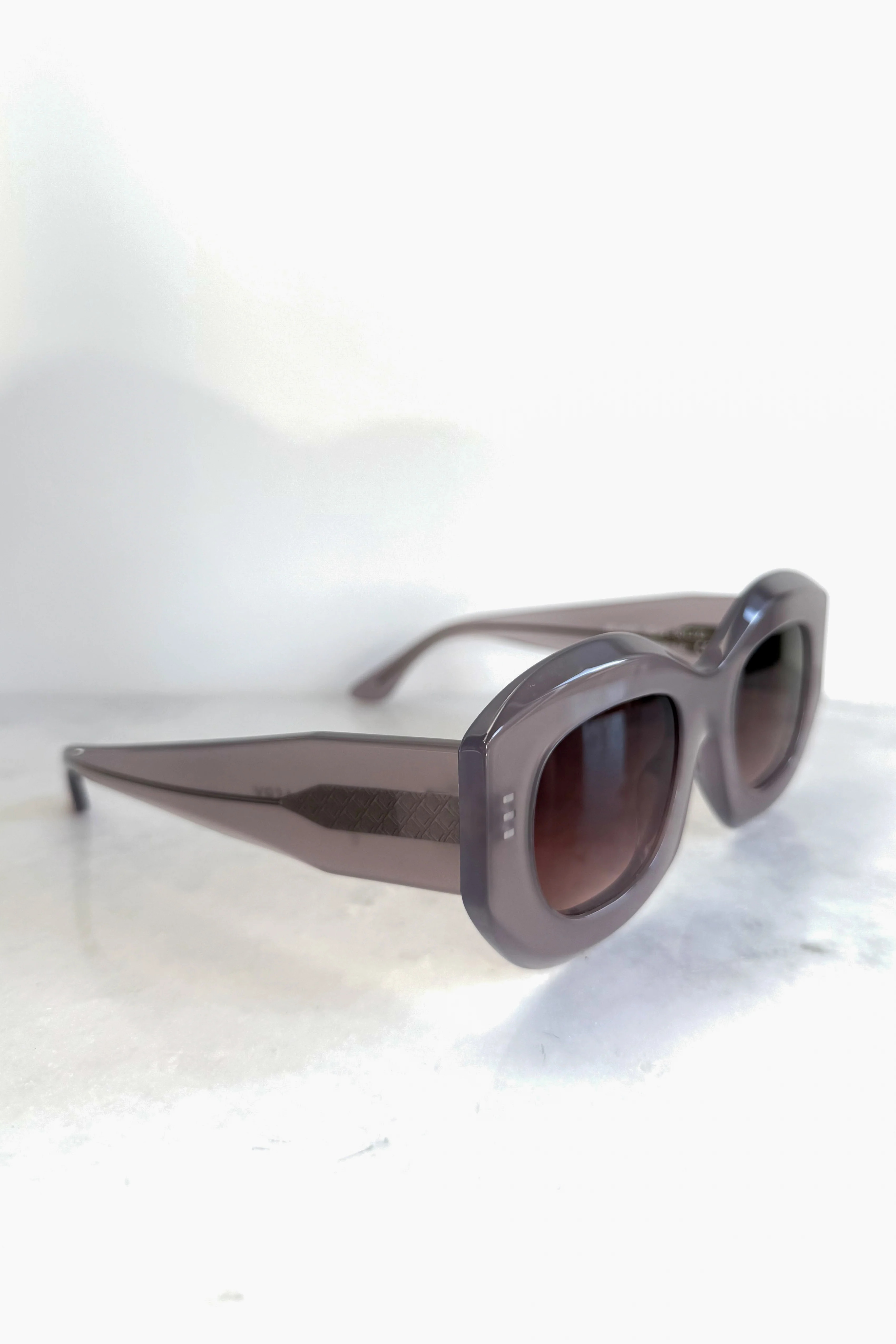 Trophy Milky Smoke Sunglasses - Image 7
