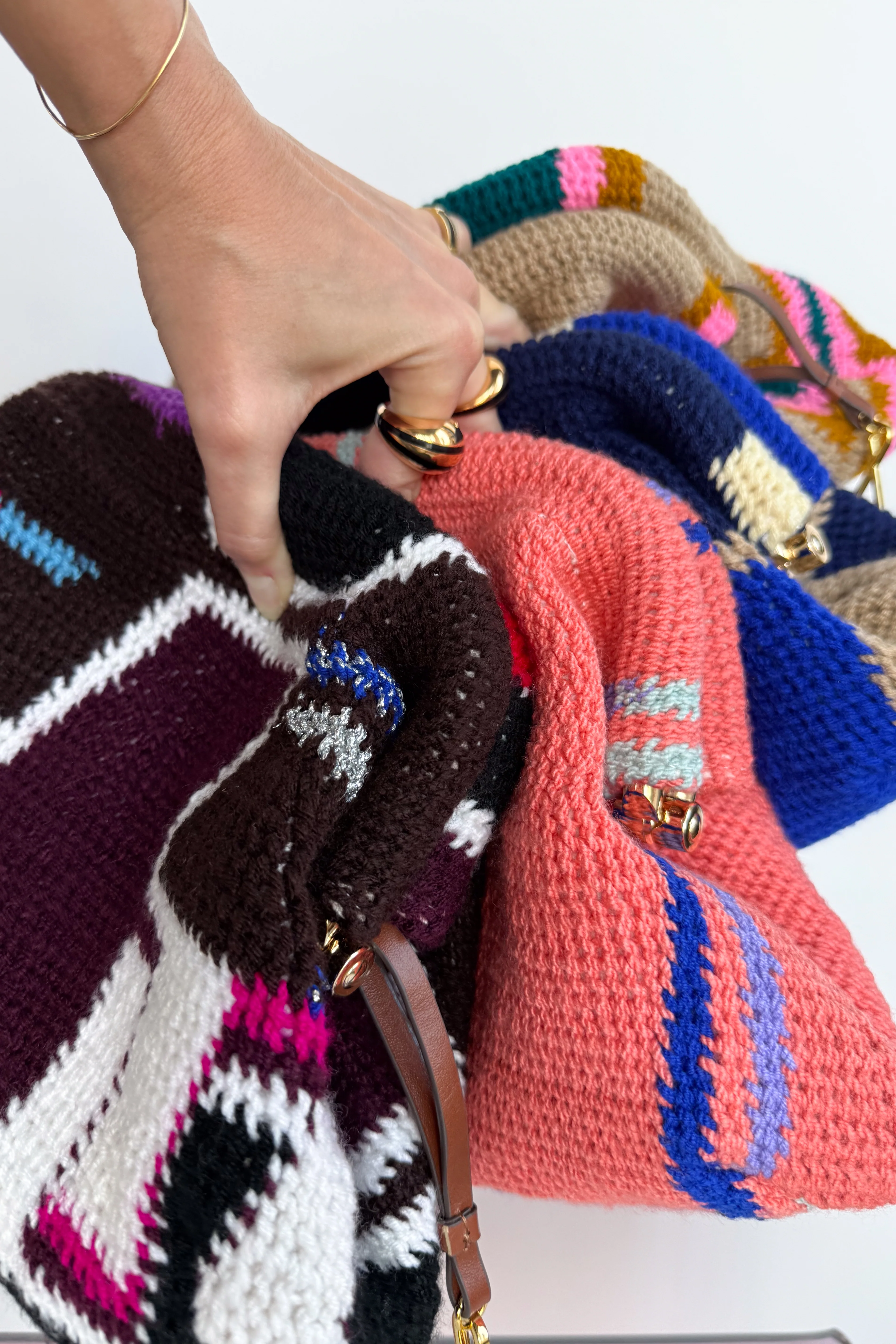 Zanoa Bilum Clutch by Sokon - Image 9
